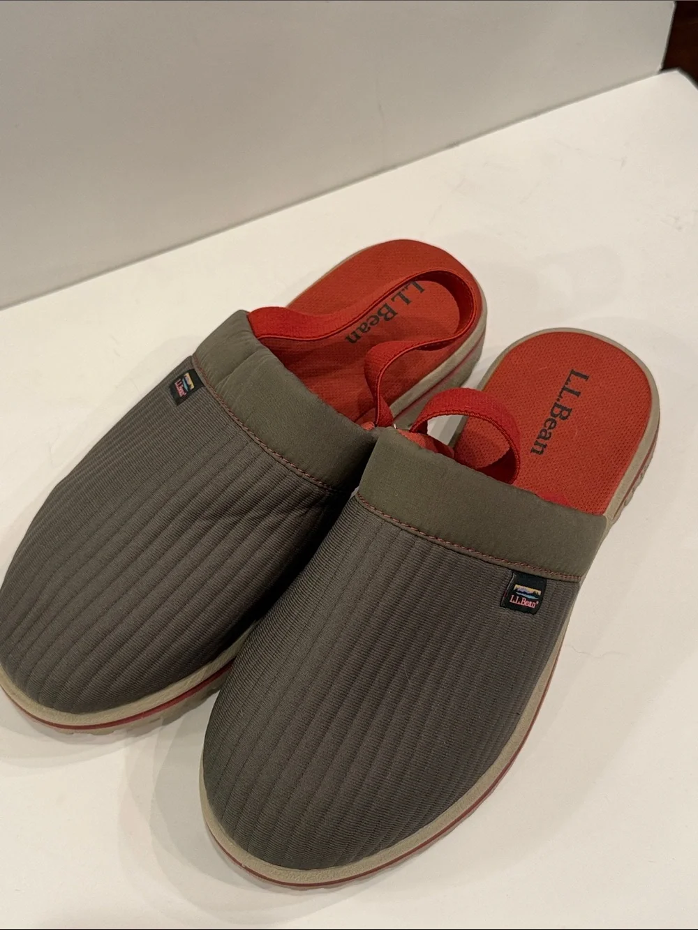 L.L. Bean Olive Green Slip-On slipper mule with Red Insole size 3-4